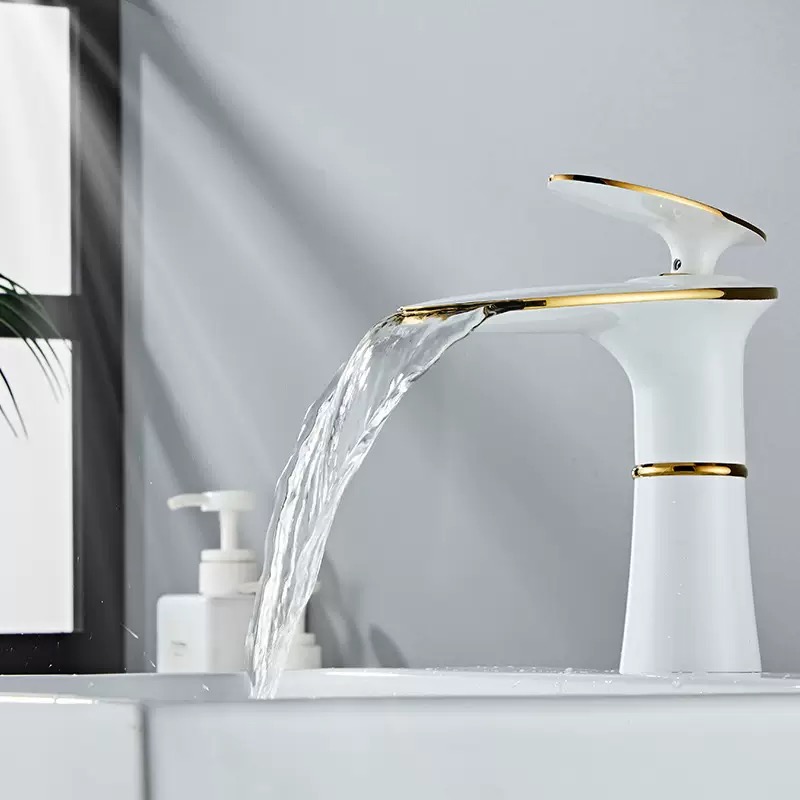 White/Black Gold Waterfall Bas – Home Hardware Bathroom Faucets Bewertung und Preis